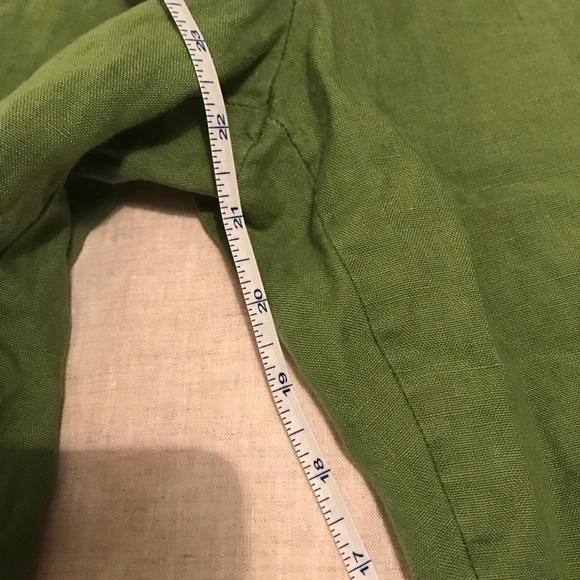 *Sold* Ellen Tracy Pure Linen Capri Pants - Picture 12 of 12